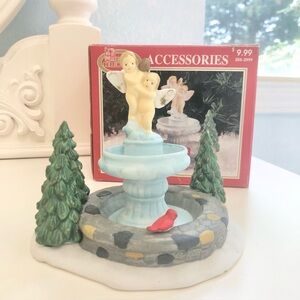 Dickens Collectables Angel Fountain Village Piece Vintage 1997